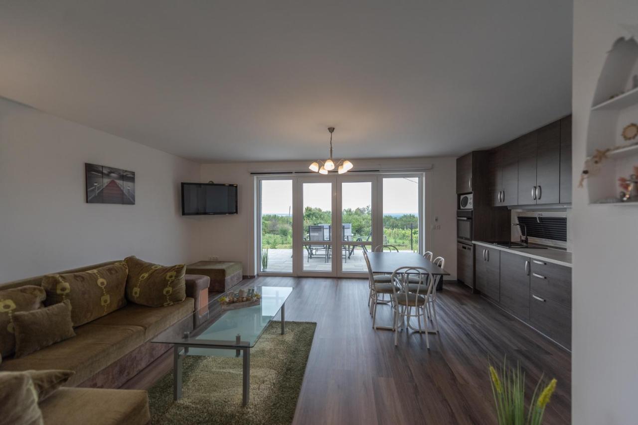 Bridgiet Home Apartman Cserszegtomaj Kültér fotó